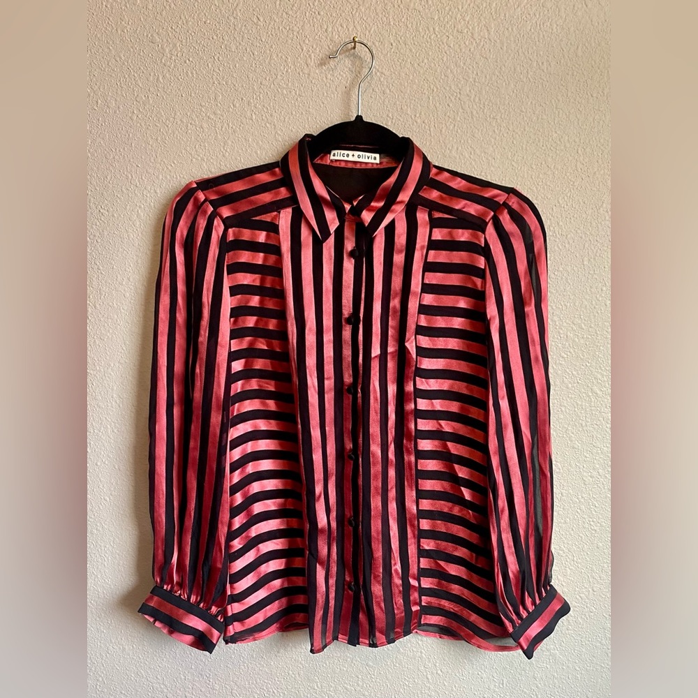 💖Alice+Olivia Sheer Long Sleeve Blouse💖 black+pink stripes